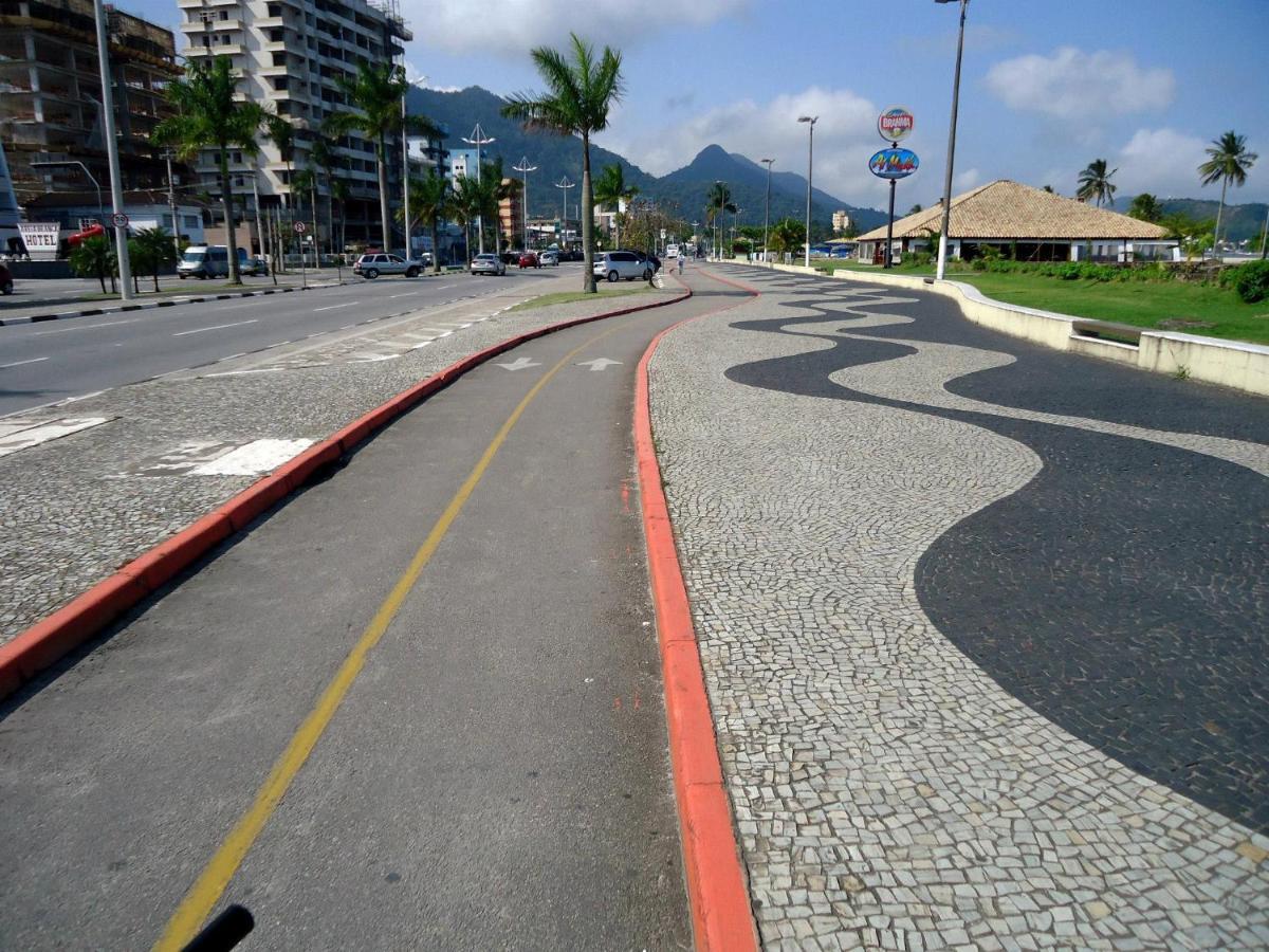 Casa De Praia No Centro De Caraguatatuba Villa Esterno foto